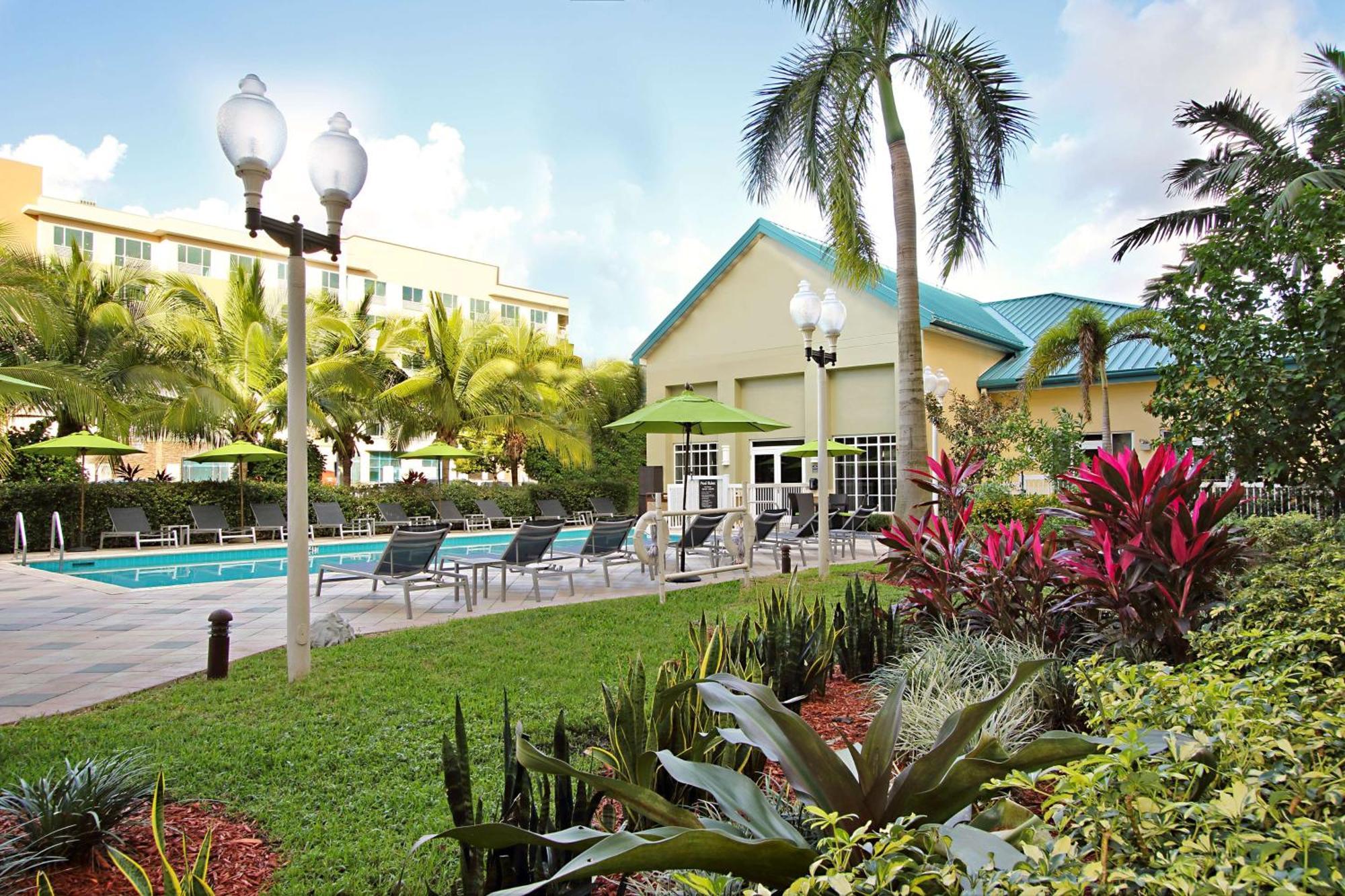 Homewood Suites By Hilton Miami - Airport West Miami Springs Exterior foto