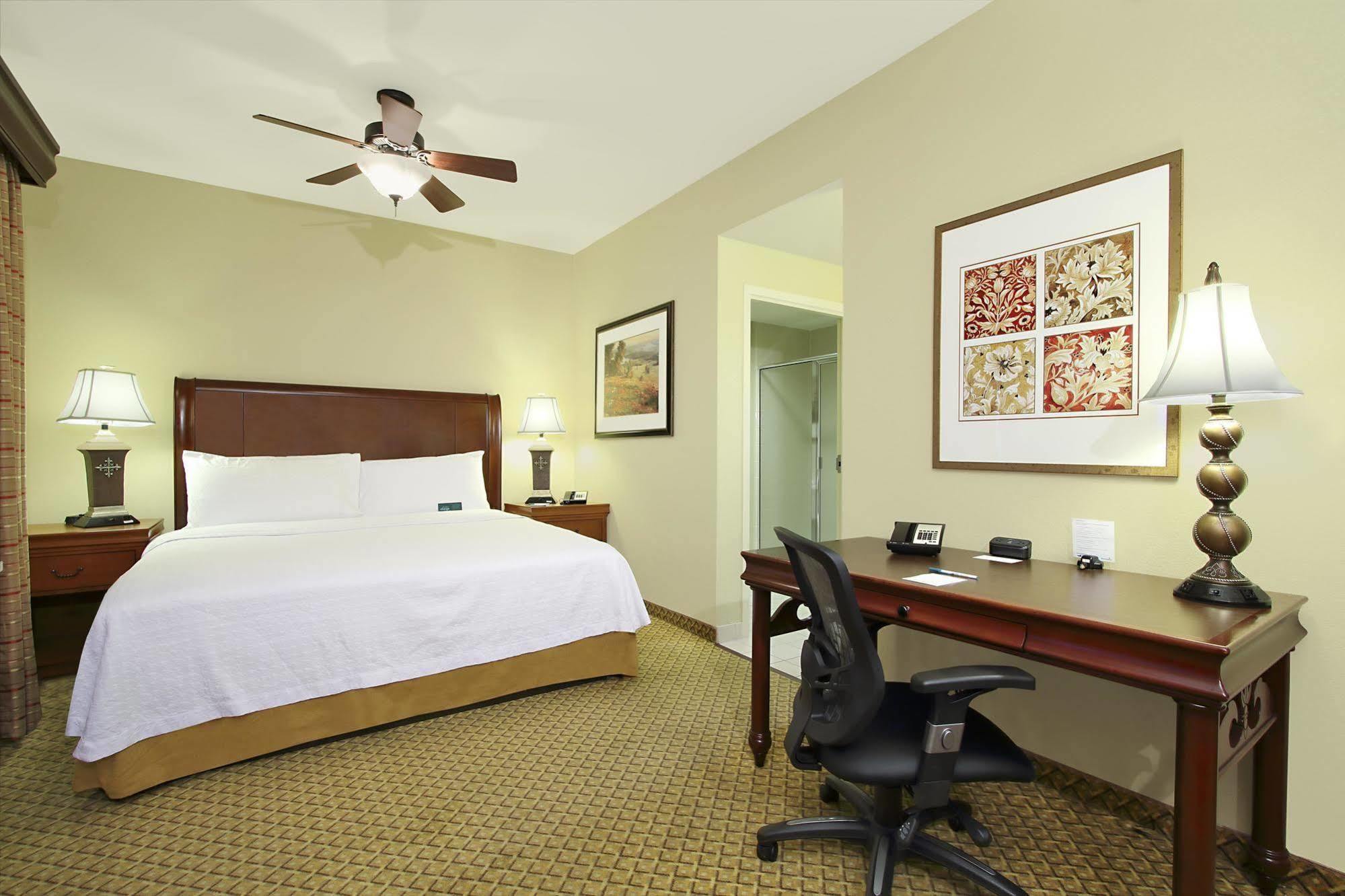 Homewood Suites By Hilton Miami - Airport West Miami Springs Exterior foto