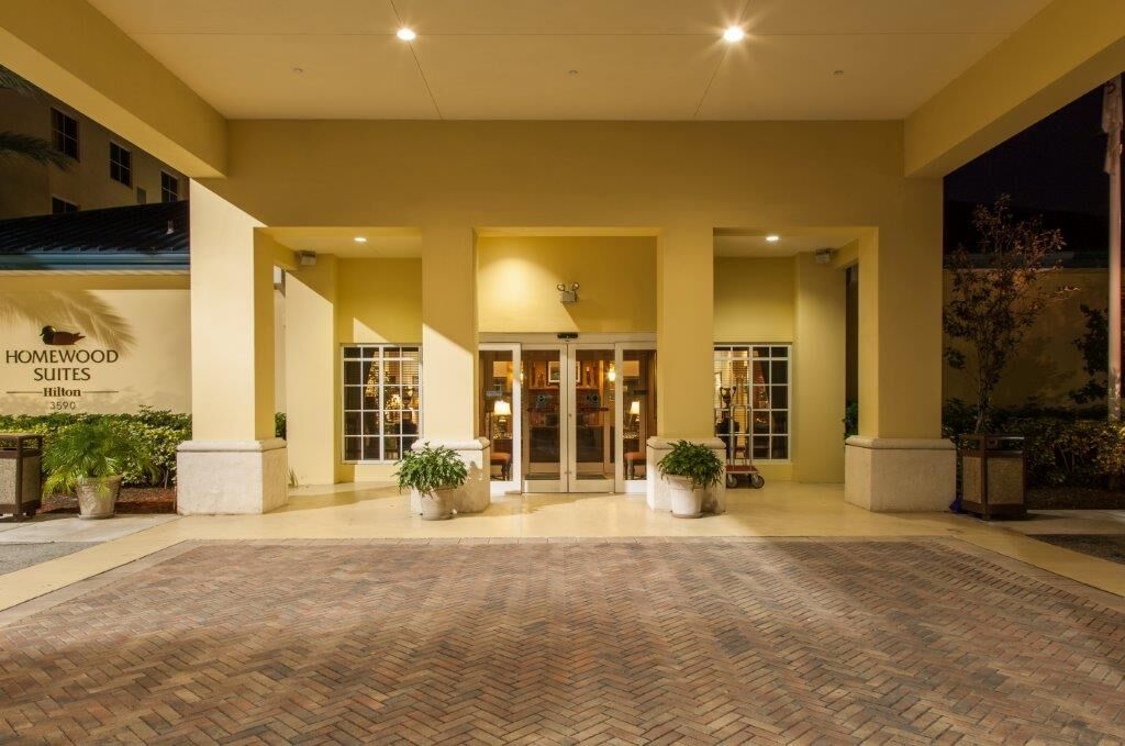 Homewood Suites By Hilton Miami - Airport West Miami Springs Exterior foto