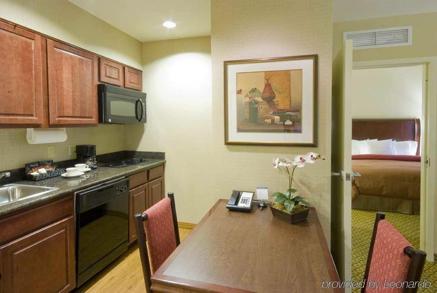 Homewood Suites By Hilton Miami - Airport West Miami Springs Exterior foto